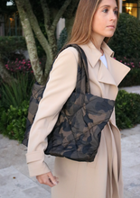 Load image into Gallery viewer, Medium Camo Quilted Tote
